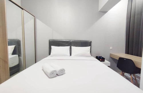 Jatingaleh Apartment | Cozy Living Studio At The Alton Apartment