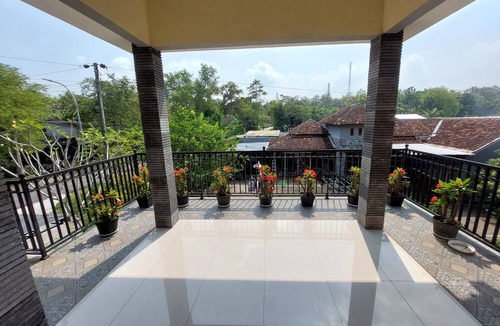 Bantul Hotel | DS Homestay Krebet