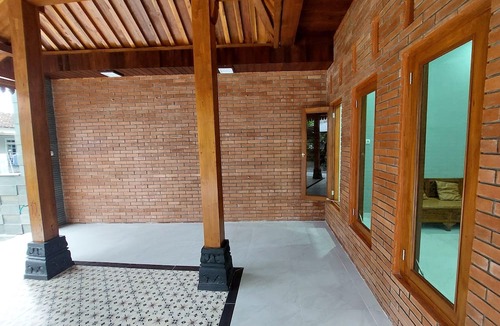 Berbah Hotel | OMAH JOGLO PIYUNGAN
