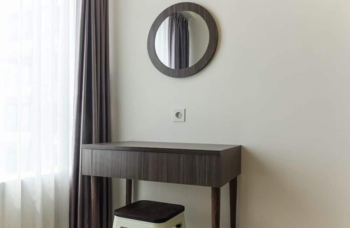 Pekayon Jaya Apartment | Chic And Cozy 2Br Grand Kamala Lagoon Apartment