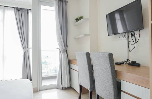 Cikini Apartment | Best Studio with Pool View at Menteng Park Apartment