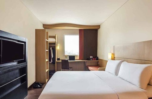 Surabaya Hotel | ibis Surabaya City Center