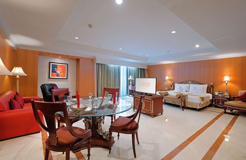 Sunter Hotel | Sunlake Waterfront Resort and Convention
