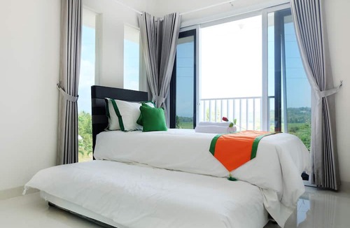 Bangunjiwo Villa | Villa Jogja Grand Bale with Private Pool by Simply Homy