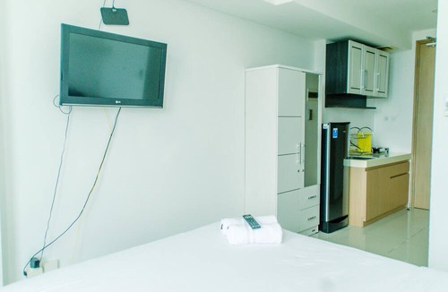 Cikokol Apartment | Nice And Cozy Studio At Tree Park City Apartment