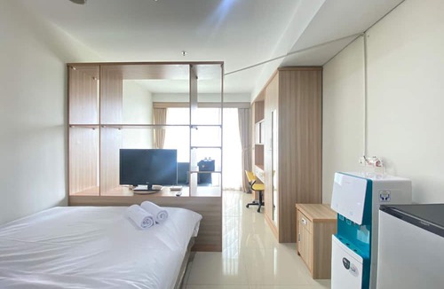 Hegarmanah Apartment | Stylish & Comfy Studio at Dago Suites Apartment