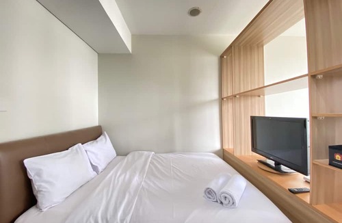 Hegarmanah Apartment | Stylish & Comfy Studio at Dago Suites Apartment