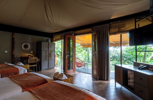 Megamendung Hotel | JSI Resort