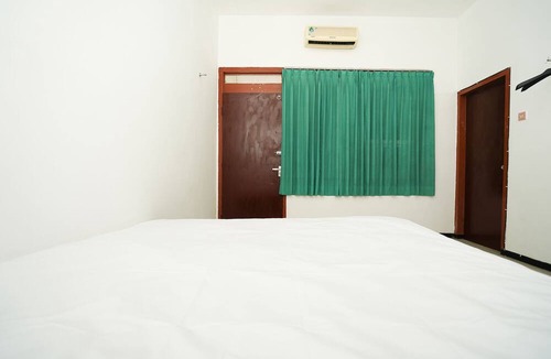 Surabaya Hotel | Merapi Inn Syariah