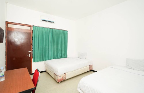 Surabaya Hotel | Merapi Inn Syariah