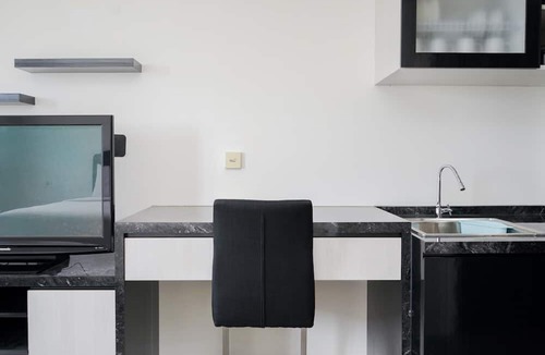 Pondok Aren Apartment | Elegant Studio At Bintaro Icon Apartment Near Bintaro Xchange Mall