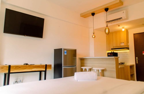 Sunter Apartment | Cozy Living Studio Sunter Park View Apartment