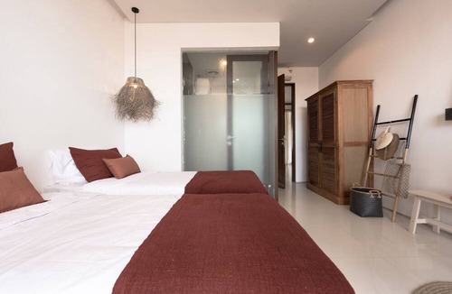 Batubelig House | Pelangi 148 Beach Suites