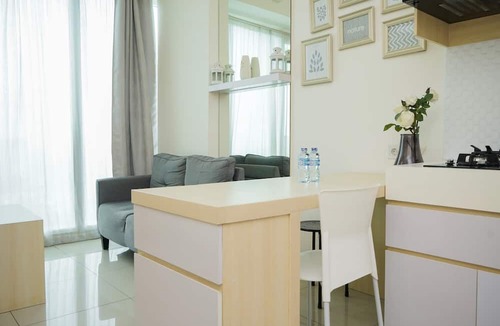 Cikokol Apartment | Comfy and Tidy 1BR Apartment at Tree Park City BSD