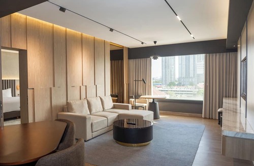 Semanggi Hotel | Mangkuluhur ARTOTEL SUITES