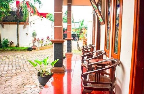 Laweyan Hotel | Hotel Laweyan Solo