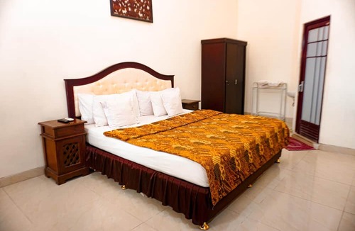 Laweyan Hotel | Hotel Laweyan Solo