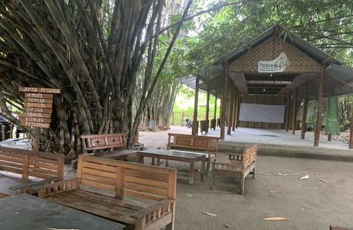 Srimulyo Bed & Breakfast | Pasar Kebon Empring Camping Ground