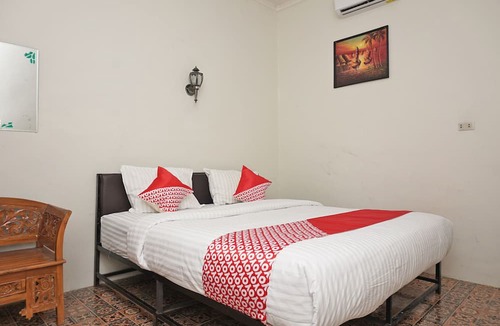 Babul Makmur Hotel | OYO 2410 Intan Hotel