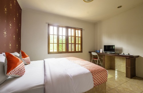 Cikidang Hotel | OYO 2278 Cikidang Hunting Resort