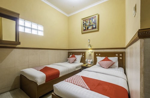 Pasirkaliki Hotel | Collection O Kebon Jeruk Near Taman Balai Kota