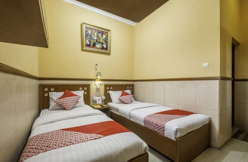 Pasirkaliki Hotel | Collection O Kebon Jeruk Near Taman Balai Kota