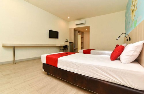Kupang House | RedDoorz Plus @ Ketapang Satu Beach Kupang