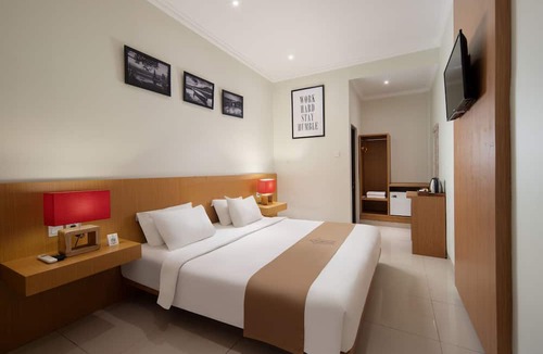 Kartika Plaza Bed & Breakfast | Angkul Angkul Segara Beach Kuta