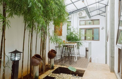 Kemanggisan Hotel | Urbanest Inn House Slipi
