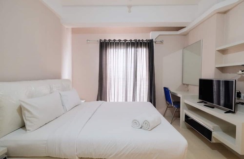 Sunter Apartment | Minimalist Studio Room at Sunter Park View Apartment