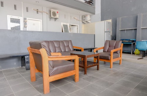 Patrang Hotel | Capital O 1176 J3 Residence Syariah
