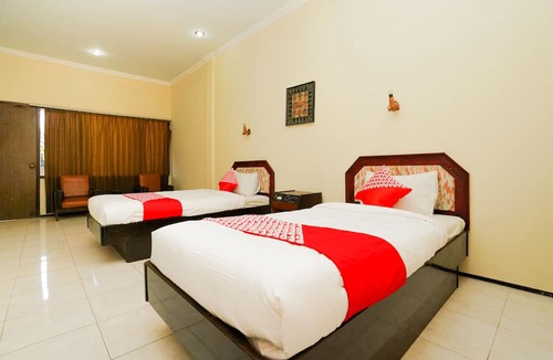 Probolinggo Hotel | Hotel O Tampiarto