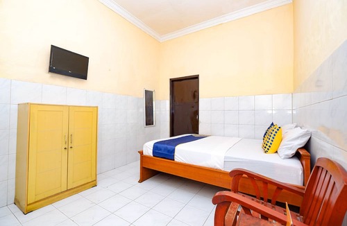 Laweyan Hotel | SPOT ON 2011 Hotel Mekar Sari