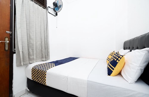 Semarang Hostel | OYO Life 1942 Asia Residence Syariah