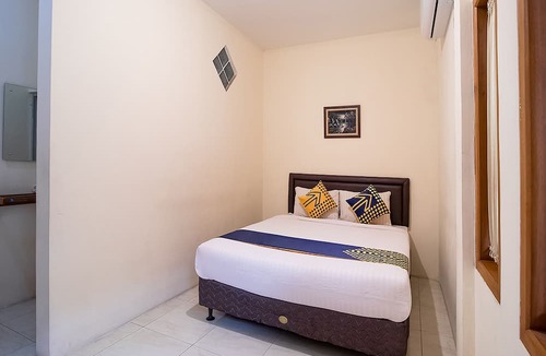 Cianjur Hotel | OYO 1982 Golf Papa Costel