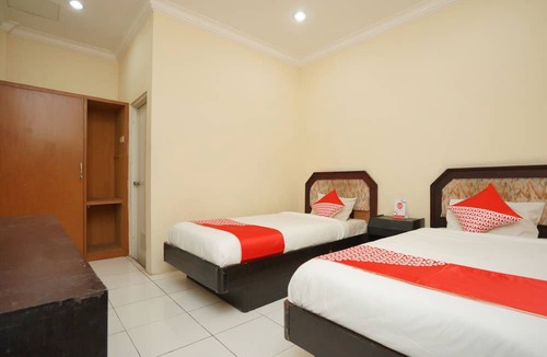 Probolinggo Hotel | OYO 2003 Female Guest House