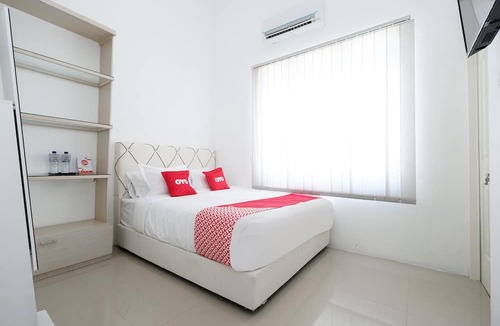 Colomadu Hotel | Capital O 1888 Griya RW Family Guest House