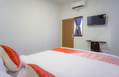 Medan Hotel | Hotel O Citra Anggrek