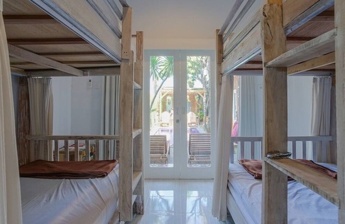 Batu Bolong Hotel | Art Canggu Village