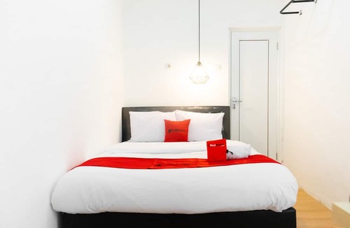 West Semarang House | RedDoorz near Sam Poo Kong 3