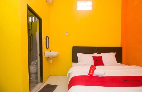 Sumenep House | RedDoorz Syariah near Keraton Sumenep