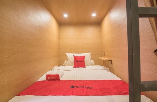 Pangandaran Hostel | RedDoorz Hostel @ Grand Pangandaran