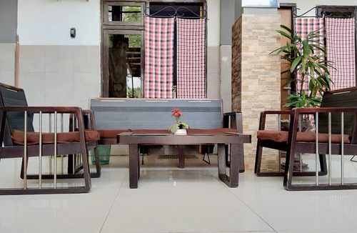 Sumenep House | RedDoorz @ Hotel Surabaya Sumenep