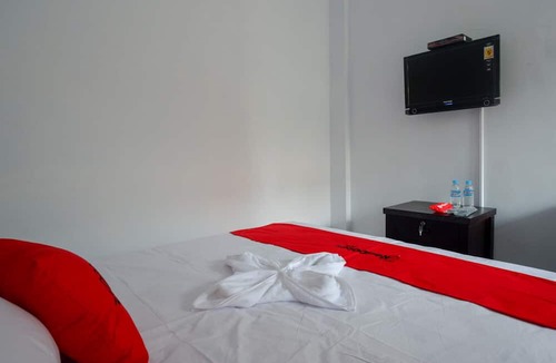 Tegal House | RedDoorz Syariah near Alun Alun Balai Kota Tegal