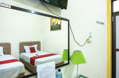 Ende House | RedDoorz @ Gatot Subroto Ende