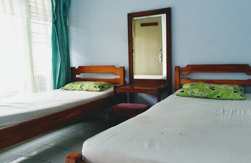 Purwokerto House | Hotel Gunung Slamet