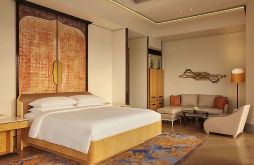 Jakarta Hotel | Keraton at The Plaza, The Unbound Collection by Hyatt