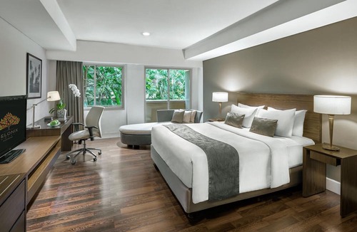 Karawang Hotel | Delonix Hotel Karawang