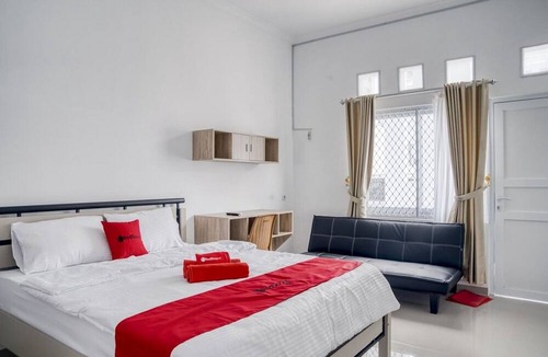 Bogor Barat Hotel | RedDoorz Syariah near RSUD Kota Bogor