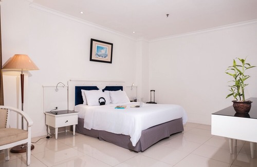 Babakan Ciamis Hotel | Vue Palace, ARTOTEL Curated